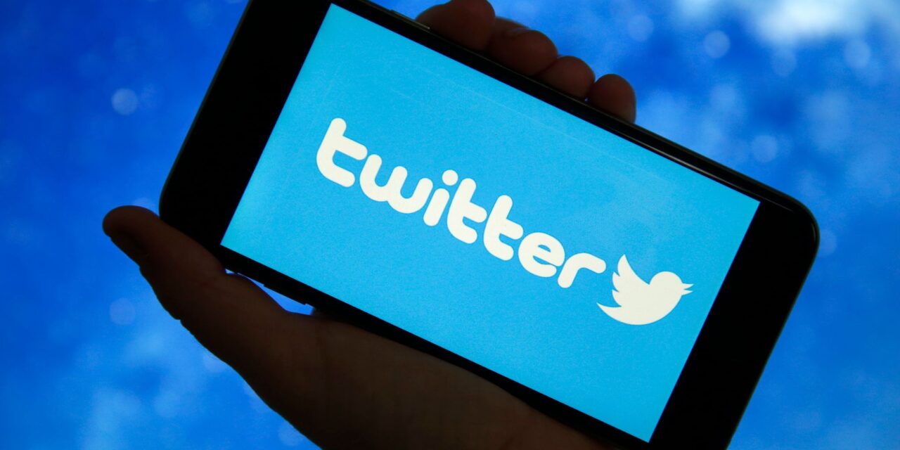 لغة Twitter: شرح المصطلحات العامية والمفاتيح على Twitter